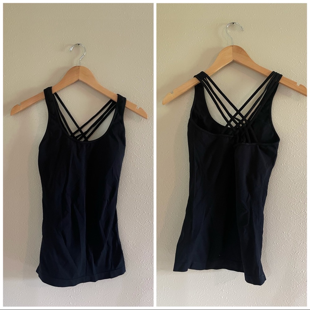 H&M Sport Small Tank